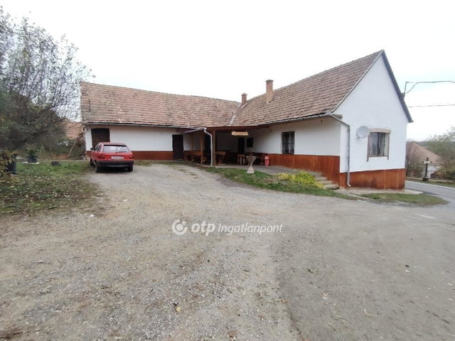 Eladó üzlethelyiség, Szőkéden 23 M Ft / költözzbe.hu