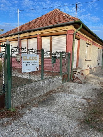 Eladó családi ház, Újhartyánon 39.9 M Ft, 2 szobás
