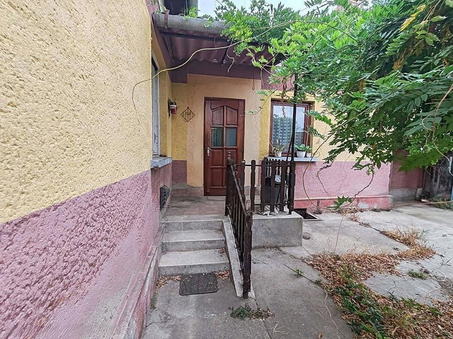 Eladó családi ház, Budapesten, XVII. kerületben 85 M Ft
