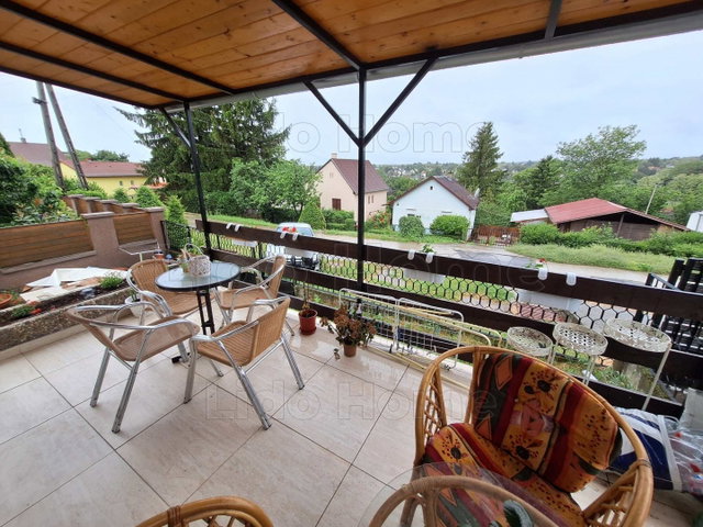 Eladó nyaraló, Igalon 31.99 M Ft, 3 szobás / költözzbe.hu