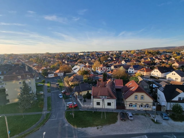 Eladó panellakás, Keszthelyen, Vásár téren 45 M Ft, 3 szobás