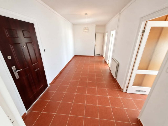 Kiadó panellakás, albérlet, Budapesten, III. kerületben
