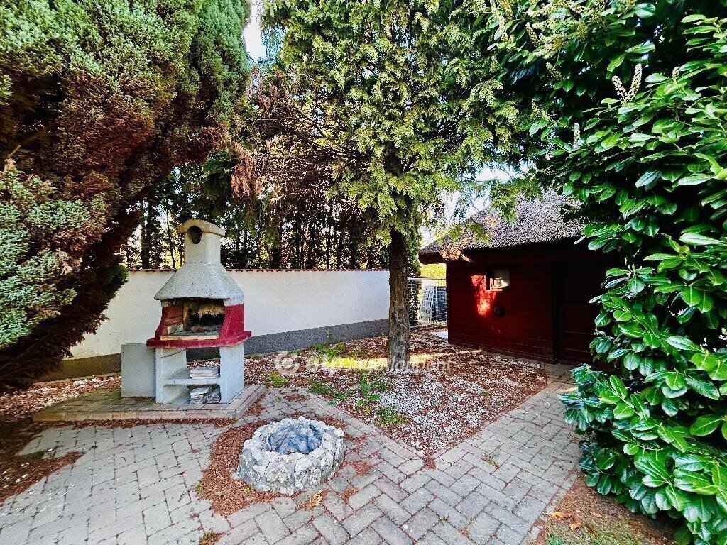2 bed · 160m² · 105.000.000 ft