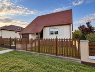 Eladó családi ház, Bábolnán 80 M Ft, 4 szobás