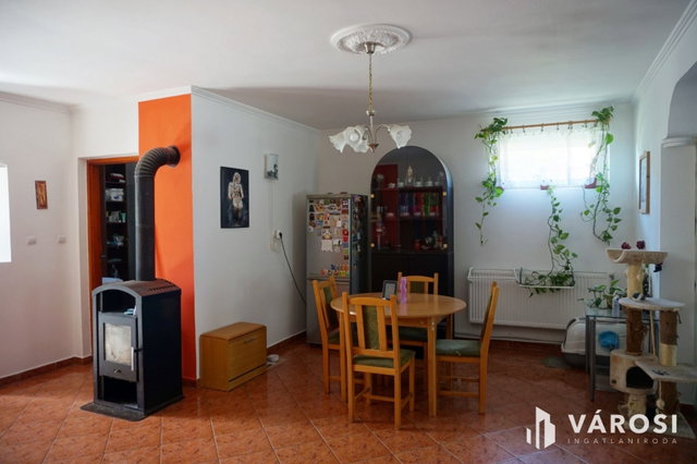 Eladó családi ház, Pusztaszabolcson 40 M Ft, 3 szobás