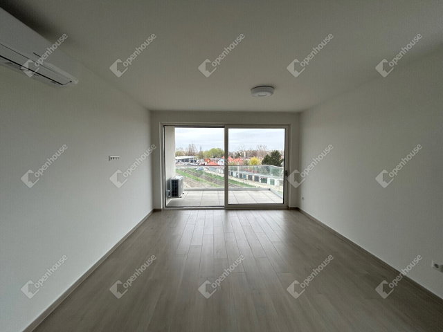 Kiadó téglalakás, albérlet, Győrött 303 E Ft / hó, 3 szobás