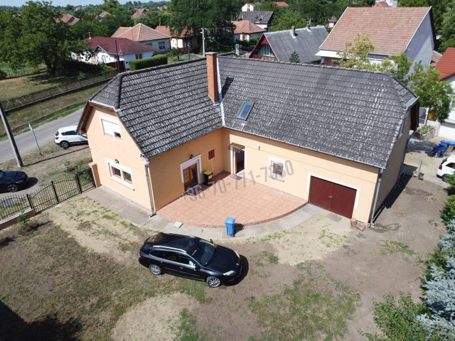 Eladó családi ház, Hevesen 43.9 M Ft, 4+1 szobás