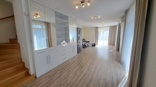 Eladó téglalakás, Budapesten, III. kerületben 198.9 M Ft