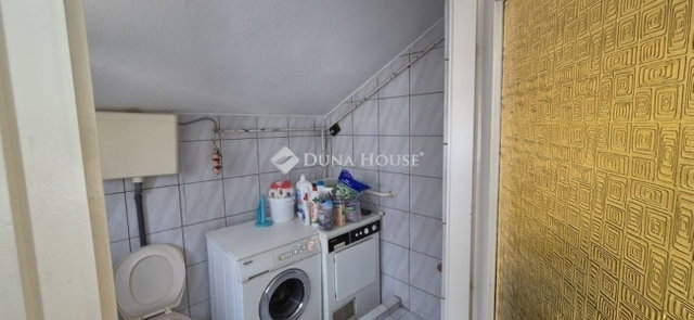 Eladó családi ház, Hódmezővásárhelyen 48 M Ft, 2 szobás