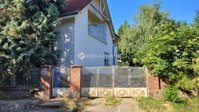 Eladó családi ház, Pécsett 65 M Ft, 5 szobás