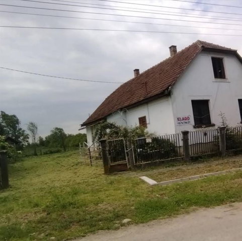 Eladó családi ház, Csengerújfaluban 6.99 M Ft, 4 szobás
