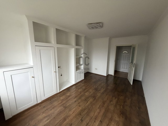 Kiadó téglalakás, albérlet, Debrecenben 280 E Ft / hó, 3 szobás