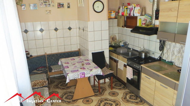 Eladó családi ház, Békéscsabán 27.99 M Ft, 5+2 szobás