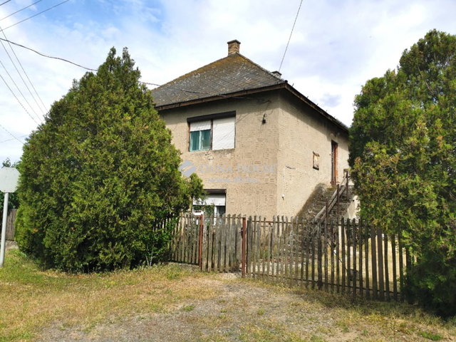 Eladó családi ház, Bodroghalomban 13.5 M Ft, 4 szobás