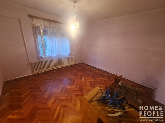 Eladó családi ház, Hódmezővásárhelyen 48 M Ft, 3 szobás