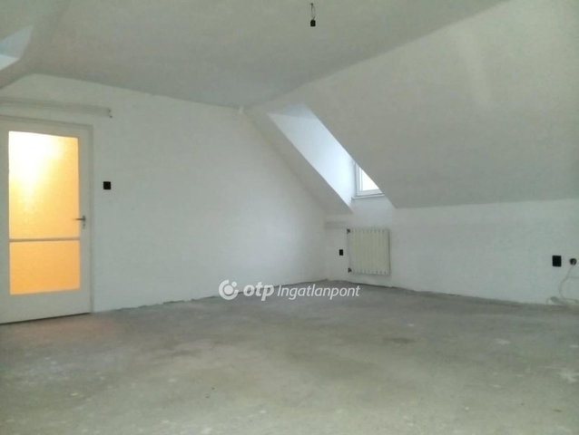 Eladó családi ház, Egerben 75 M Ft, 3 szobás