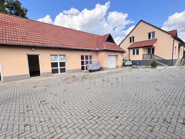 Kiadó üzlethelyiség, Debrecenben 180 E Ft / hó