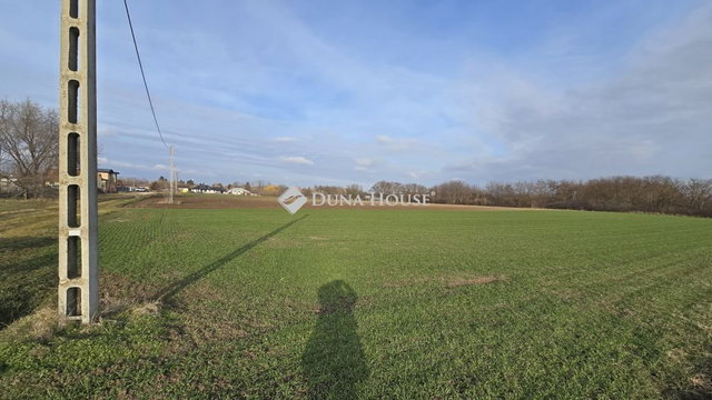 Eladó telek, Besnyőn, Rákóczi Ferenc utcában 29.5 M Ft