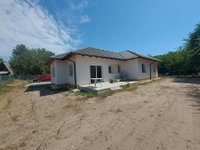Eladó családi ház, Gödön 149.9 M Ft, 5 szobás