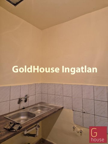 Eladó üzlethelyiség, VIII. kerületben, Népszínház utcában
