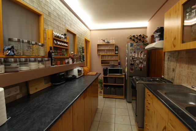 Eladó családi ház, Lesencetomajon 90 M Ft, 5+1 szobás