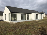 Eladó családi ház, Ajkán 95 M Ft, 3 szobás