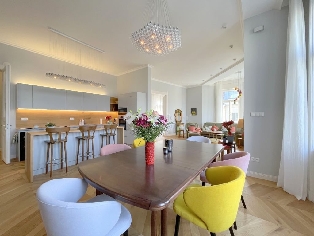 4 bed · 142m² · 946.140 ft