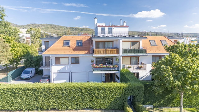 Eladó téglalakás, Budakeszin 129.9 M Ft, 4 szobás