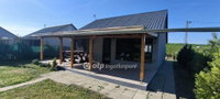 Eladó nyaraló, Békésszentandráson 130 M Ft, 2+2 szobás
