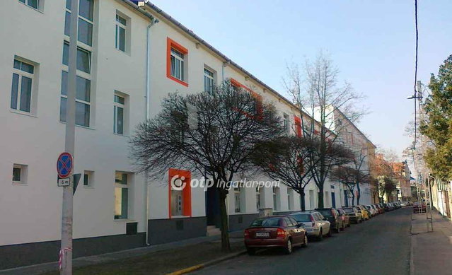 Kiadó iroda, Budapesten, IV. kerületben 979 E Ft / hó, 1 szobás