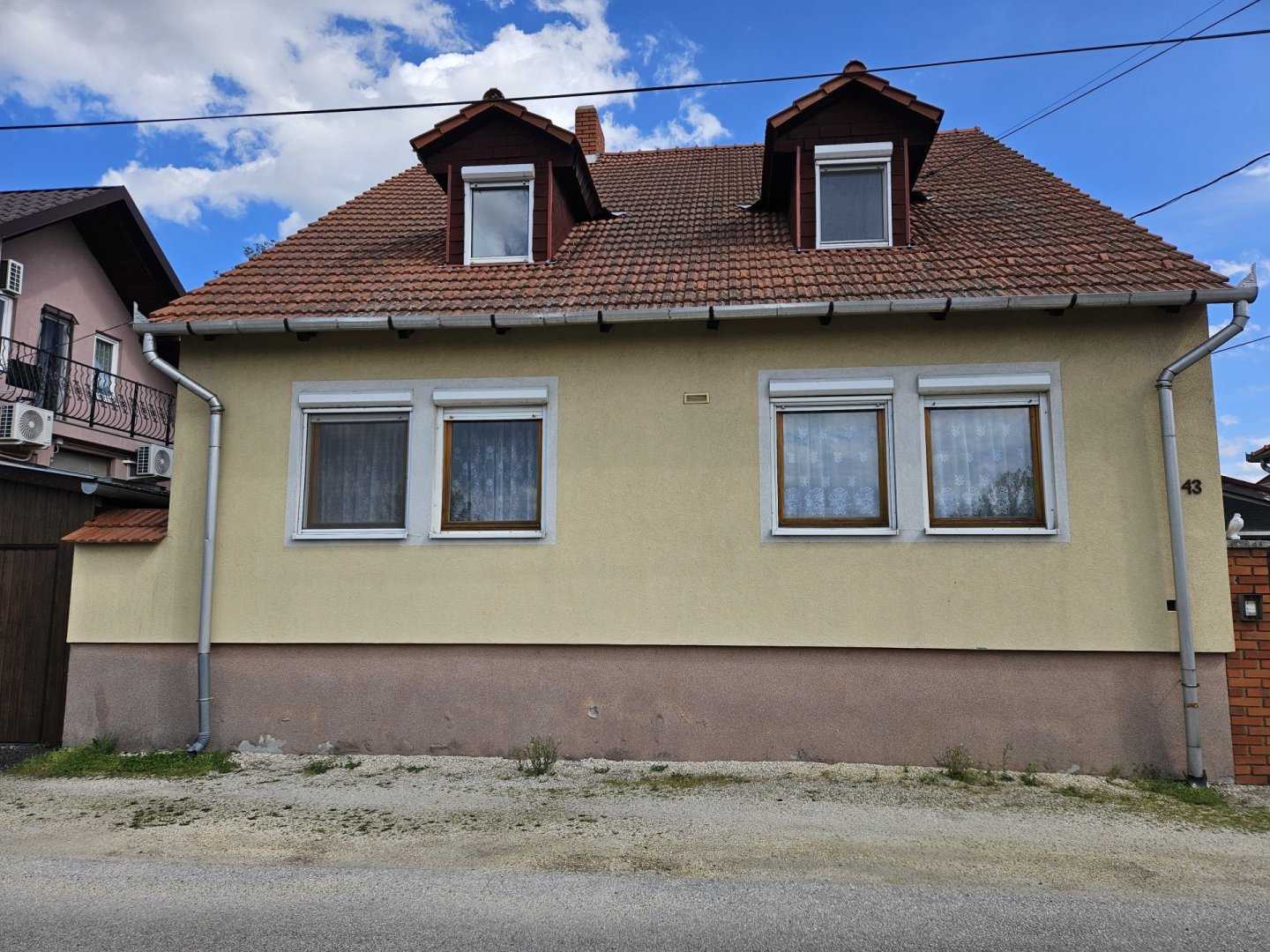 6 bed · 160m² · 78.000.000 ft