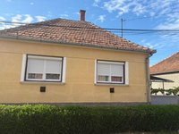 Eladó családi ház, Sárváron 39.9 M Ft, 2 szobás