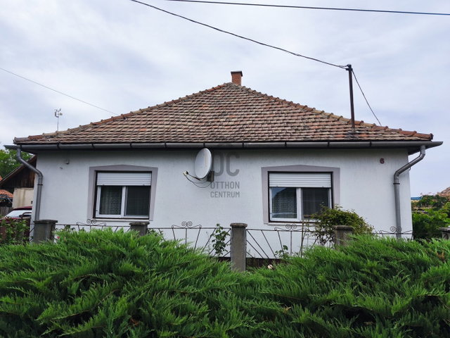 Eladó családi ház, Domoszlón 32.9 M Ft, 3 szobás