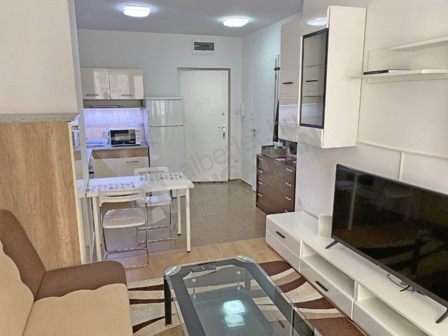 Kiadó téglalakás, albérlet, XI. kerületben, Alíz utcában