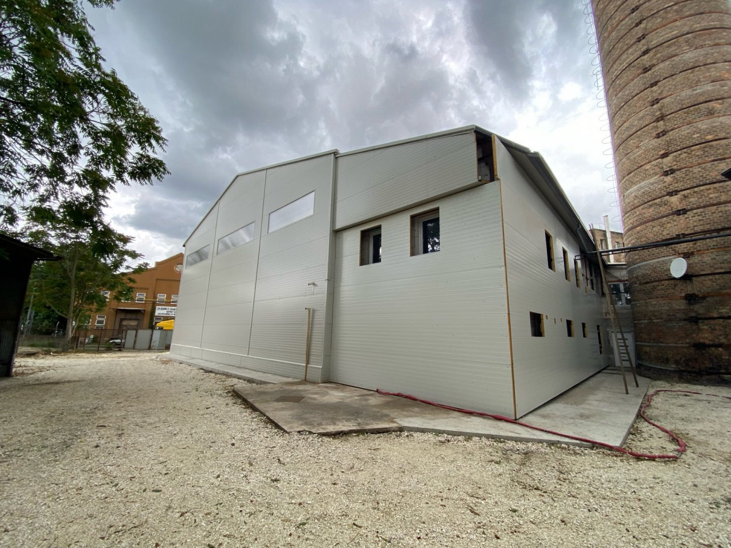 Ipari ingatlan · 969 m² · 450.000.000 Ft