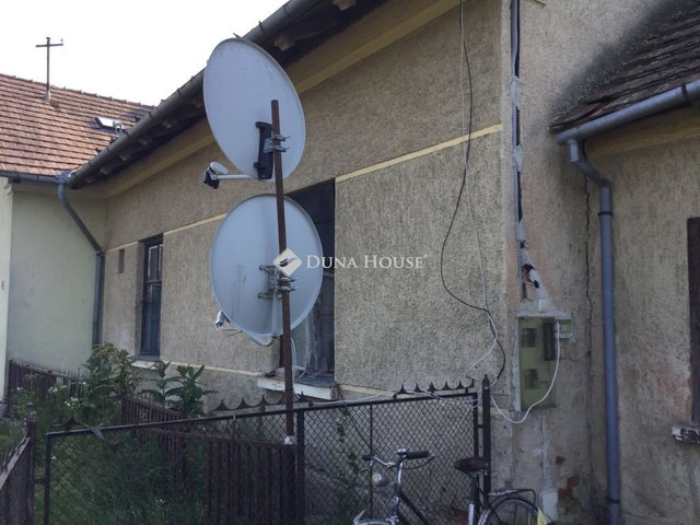 Eladó családi ház, Zalabéren 16 M Ft, 2 szobás