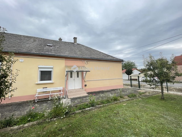 Eladó családi ház, Körmenden, Batsányi János utcában 39.9 M Ft