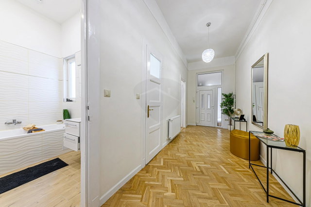 Eladó téglalakás, Budapesten, IX. kerületben 144.9 M Ft