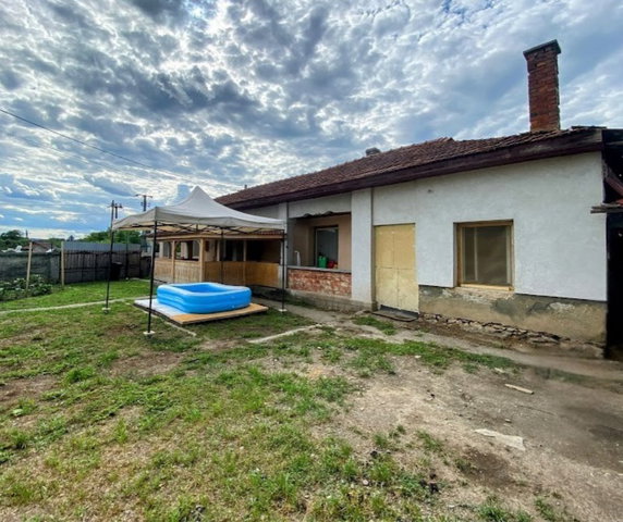Eladó családi ház, Szendrőn 11 M Ft, 2 szobás
