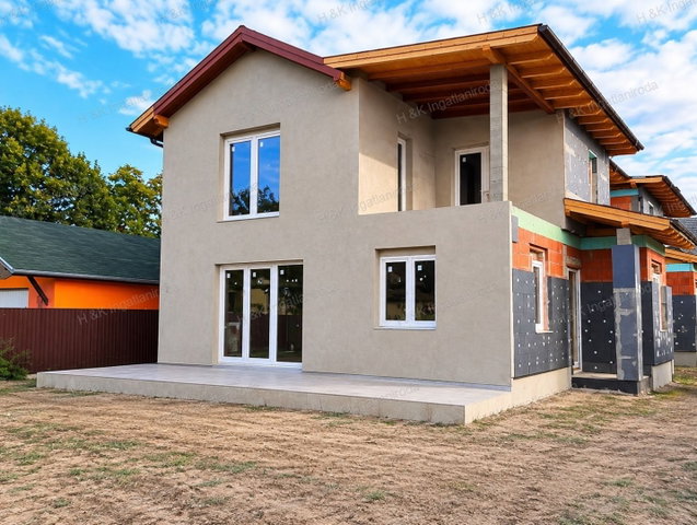 Eladó ikerház, Gödön 146.9 M Ft, 5 szobás
