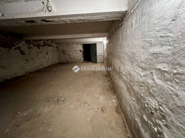 Eladó ipari ingatlan, Szombathelyen 4.7 M Ft / költözzbe.hu