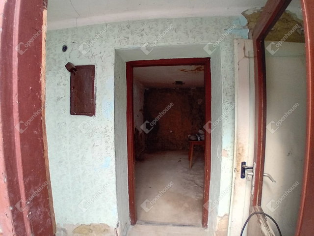 Eladó családi ház, Tarjánon 19 M Ft, 2 szobás