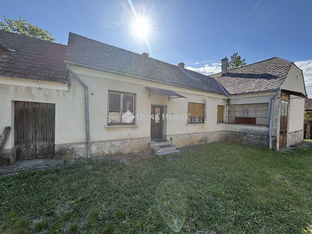 Eladó családi ház, Hosszúperesztegen 16.9 M Ft, 3 szobás