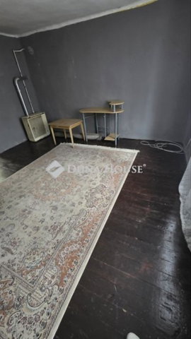 Eladó családi ház, Cegléden 42 M Ft, 2 szobás