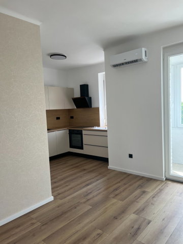 Kiadó téglalakás, albérlet, Pécsett, Esztergár Lajos utcában