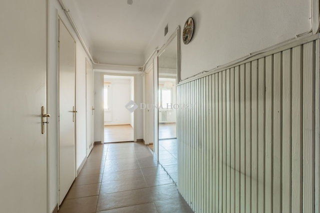 Eladó téglalakás, Budapesten, XIV. kerületben 140 M Ft, 5 szobás
