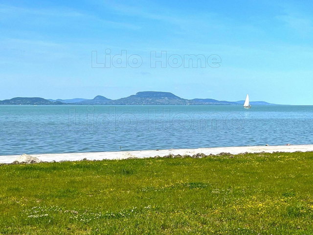 Eladó téglalakás, Balatonmáriafürdőn 74.9 M Ft, 2 szobás