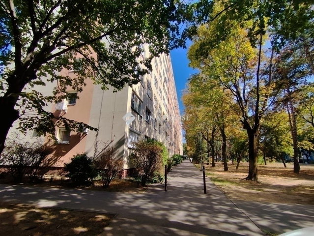 Eladó panellakás, Budapesten, XI. kerületben 97.5 M Ft, 3 szobás