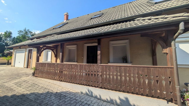 Eladó családi ház, Balatonkenesén 149.9 M Ft, 4 szobás