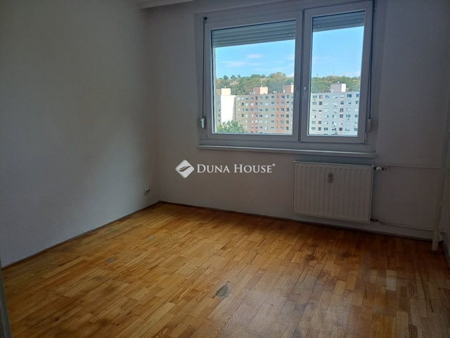 Eladó panellakás, Miskolcon 26.9 M Ft, 2 szobás